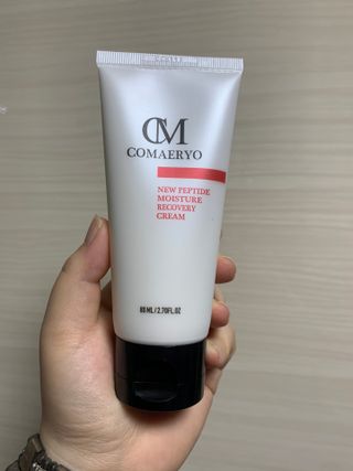 ★뉴 펩타이드 모이스처 리커버리 크림 — 5점을 준 리뷰어가 2022년 7월 올린 사용 사진