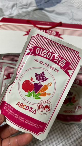 본황칠 이즙이 맛즙 ABC주스 30EA — 5점을 준 리뷰어가 2022년 8월 올린 사용 사진