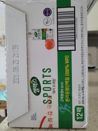 셀렉스스포츠 셀렉스 스포츠 웨이 프로틴 복숭아_ 330ml x 12팩 — 5점을 준 리뷰어가 2021년 3월 올린 사용 사진