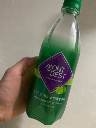 몽베스트 Montbest with Sparkling water Lime20병 — 5점을 준 리뷰어가 2022년 7월 올린 사용 사진