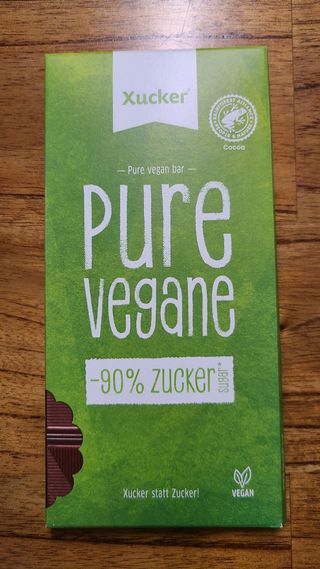 당류2g 자일리톨로 단맛을낸 슈카 퓨어비건 무설탕초콜릿 Xucker vegan 2개입 — 5점을 준 리뷰어가 2021년 4월 올린 사용 사진
