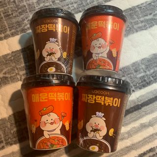 유비쿡 컵떡볶이 매운컵떡볶이2개/ 짜장컵떡볶이 2개  총 4개세트 — 4.5점을 준 리뷰어가 2021년 2월 올린 사용 사진
