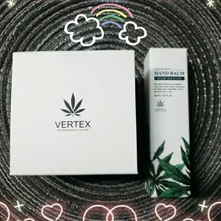 버텍스넘버원 버텍스 넘버원 햄프씨드오일 핸드밤, 바디크림 — 5점을 준 리뷰어가 2022년 3월 올린 사용 사진