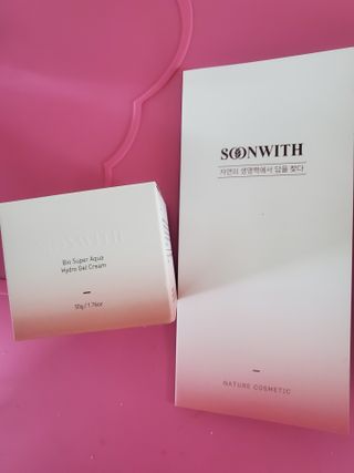 SOONWITH 바이오 수퍼 아쿠아 하이드로 젤 크림 — 5점을 준 리뷰어가 2021년 3월 올린 사용 사진