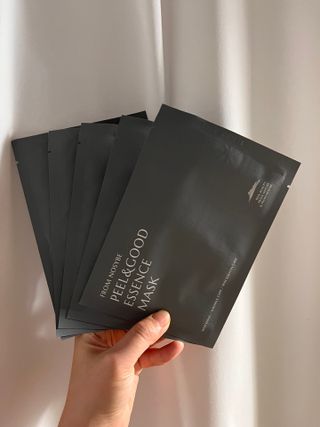 프롬노시베 필앤굿 에센스 마스크 — 5점을 준 리뷰어가 2021년 12월 올린 사용 사진