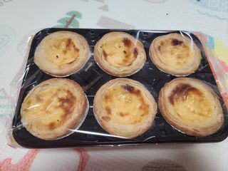 디앙뜨 포르투갈 에그타르트 오리지널 맛+패션후르츠+초콜릿타르트 맛 중 택1 — 4점을 준 리뷰어가 2021년 8월 올린 사용 사진