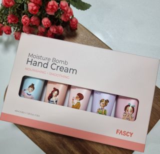 파시 고보습 핸드크림 40ml 5종 기프트 세트 — 5점을 준 리뷰어가 2022년 8월 올린 사용 사진