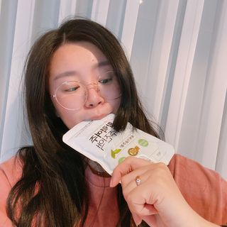 참유원 특허제조 활력 여주진액 여주즙 50포 — 5점을 준 리뷰어가 2022년 1월 올린 사용 사진