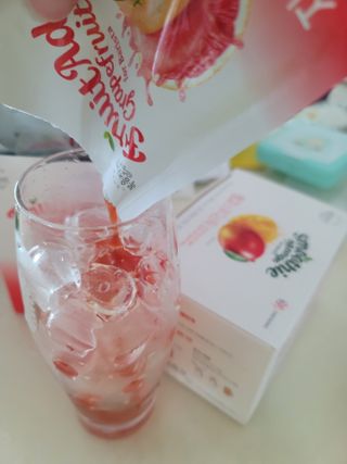 [복음자리] 바리스타 패키지 2종 랜덤발송 (딸기스무디 스틱+샤인머스캣에이드 or 망고스무디+자몽에이드) — 5점을 준 리뷰어가 2022년 7월 올린 사용 사진