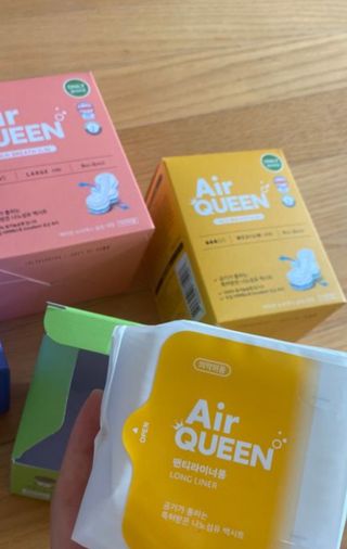 에어퀸 뉴브레스 유기농 생리대 4종 (팬티라이너 20P + 중형 10P + 대형 10P + 오버나이트 8P)_체험단 — 4.5점을 준 리뷰어가 2024년 10월 올린 사용 사진