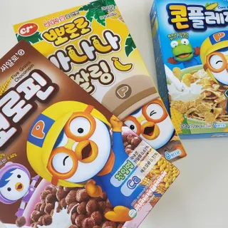 씨알푸드 뽀로로 시리얼 3종 — 5점을 준 리뷰어가 2022년 2월 올린 사용 사진
