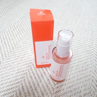 아이앤립 / EYENLIP 아이앤립 연어오일 리바이탈라이징 토너+앰플+크림 3종 세트 — 5점을 준 리뷰어가 2021년 6월 올린 사용 사진