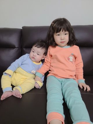 유비맘 캔디팡팡 내의/내복 상하 세트 — 5점을 준 리뷰어가 2021년 3월 올린 사용 사진