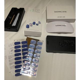 데싱디바 글레이즈 젤네일 별빛유리네일 6종_랜덤발송 — 4점을 준 리뷰어가 2021년 8월 올린 사용 사진