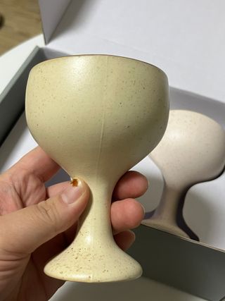 소담스퀘어 상암 [다피] 들깨 도자기 막걸리 고블렛잔 – 4Color 술잔 2P 세트(선물세트) — 3.5점을 준 리뷰어가 2022년 10월 올린 사용 사진