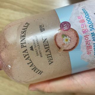 벨먼 내추럴스파 수분광채 스크럽 바디워시 600ml 5종 — 5점을 준 리뷰어가 2022년 5월 올린 사용 사진