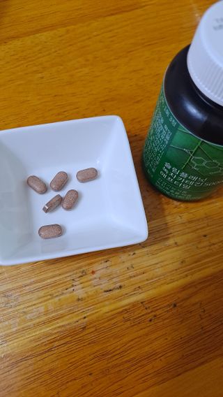 슬림플래닛 녹차카테킨 500mg 애프터밀 — 5점을 준 리뷰어가 2021년 8월 올린 사용 사진