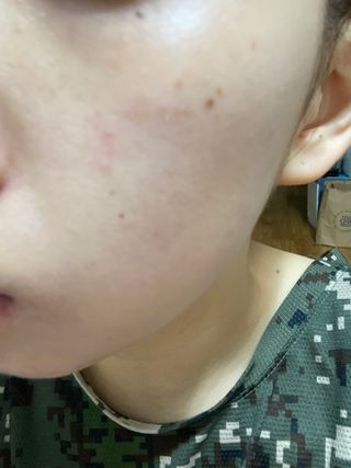 에스투엔디 S2ND 올인원 톤업크림 — 5점을 준 리뷰어가 2021년 4월 올린 사용 사진