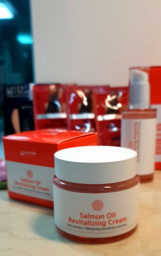 아이앤립 / EYENLIP 아이앤립 연어오일 리바이탈라이징 토너+앰플+크림 3종 세트 — 5점을 준 리뷰어가 2021년 7월 올린 사용 사진
