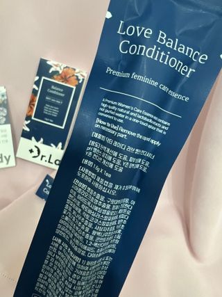 닥터레이디  밸런스 컨디셔너 Y존 세럼 — 4.5점을 준 리뷰어가 2022년 2월 올린 사용 사진
