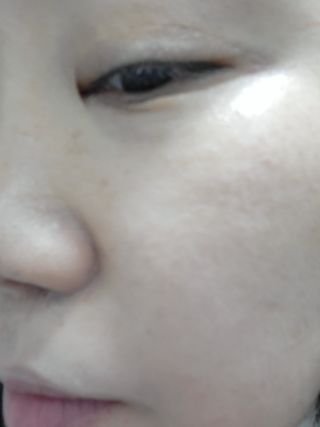 [크리스앤릴리] 내츄럴 글로우 97쿠션 — 3점을 준 리뷰어가 2022년 10월 올린 사용 사진