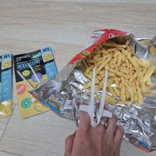 칩스틱 과자젓가락 게이밍젓가락 2ea / KC인증 식품용 — 4점을 준 리뷰어가 2021년 11월 올린 사용 사진
