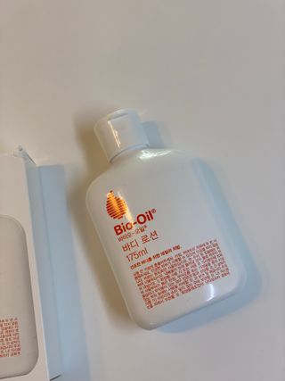 바이오오일 [바이오-오일] 바디 로션 175ml — 5점을 준 리뷰어가 2021년 11월 올린 사용 사진