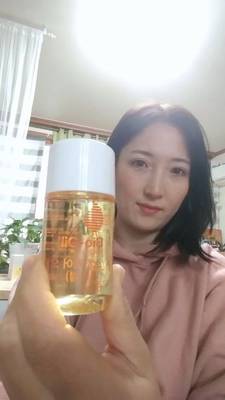 바이오오일 [바이오-오일] 스킨케어 오일 내추럴 60ml — 5점을 준 리뷰어가 2021년 12월 올린 사용 사진