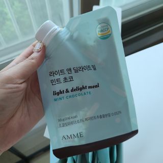 아므_이너뷰티 라이트 앤 딜라이트 밀 민트 초코 — 5점을 준 리뷰어가 2021년 7월 올린 사용 사진
