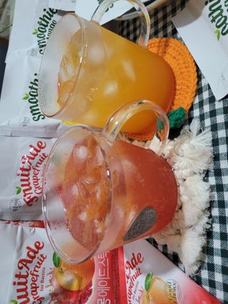 [복음자리] 바리스타 패키지 2종 랜덤발송 (딸기스무디 스틱+샤인머스캣에이드 or 망고스무디+자몽에이드) — 5점을 준 리뷰어가 2022년 7월 올린 사용 사진