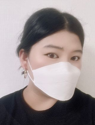 케이파이 나날마스크 [케이파이 나날] KF94 마스크 50매입 (개별포장) ,  여름에도 좋은 숨쉬기 편한 순수 국산 마스크 — 5점을 준 리뷰어가 2022년 8월 올린 사용 사진