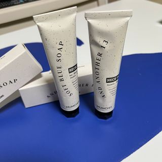 멈칫(MUMCHIT) 넥퍼퓸 NECKPERFUME 2가지 향 — 5점을 준 리뷰어가 2021년 12월 올린 사용 사진