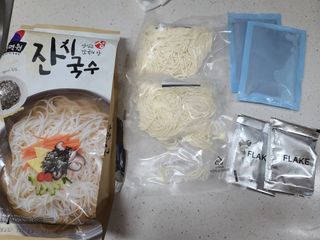 [한면원] 잔치국수 2인분 — 4점을 준 리뷰어가 2022년 7월 올린 사용 사진
