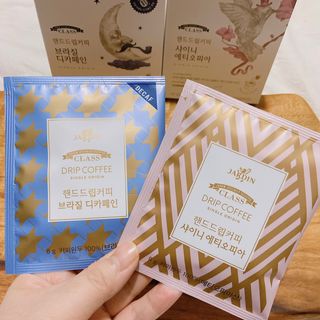 (주)쟈뎅 쟈뎅 클래스 핸드 드립 커피 10P 2종_디카페인 1종+랜덤 플레이버 1종 — 5점을 준 리뷰어가 2021년 4월 올린 사용 사진