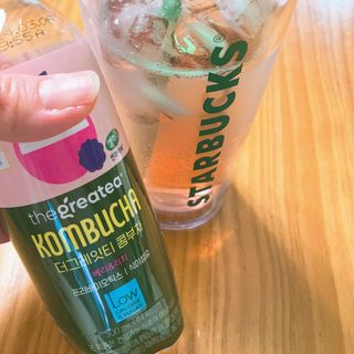 더그레잇티 콤부차 [매일유업] 더그레잇티 44kcal 콤부차 300ml *12개입 (오리지널 6개+베리리치 6개) — 4점을 준 리뷰어가 2023년 7월 올린 사용 사진