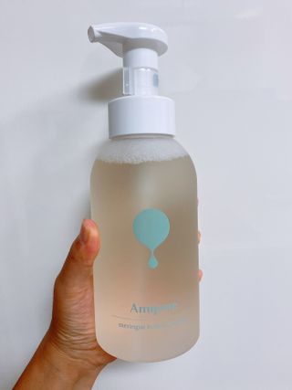 아미퓨어 [라이브] 피부장벽 강화를 위한 머랭 버블 클렌저 천연계면활성제로 온가족 사용가능 — 5점을 준 리뷰어가 2021년 7월 올린 사용 사진