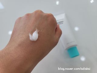 리더스코스메틱 리더스 카밍 바이오틱스 #1등 진정 기획세트 [에센스 워터150ml + 크림 마스크80ml] — 5점을 준 리뷰어가 2022년 10월 올린 사용 사진
