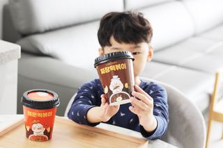 유비쿡 컵떡볶이 매운컵떡볶이2개/ 짜장컵떡볶이 2개  총 4개세트 — 5점을 준 리뷰어가 2021년 4월 올린 사용 사진