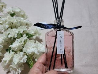 디어포레스트 쁘띠 플라워 디퓨저 시리즈 — 5점을 준 리뷰어가 2022년 9월 올린 사용 사진