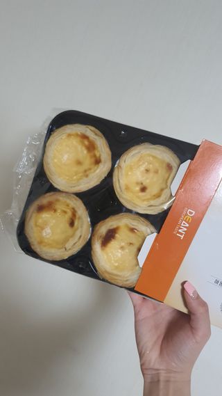 디앙뜨 포르투갈 에그타르트 오리지널 맛+패션후르츠+초콜릿타르트 맛 중 택1 — 5점을 준 리뷰어가 2021년 8월 올린 사용 사진