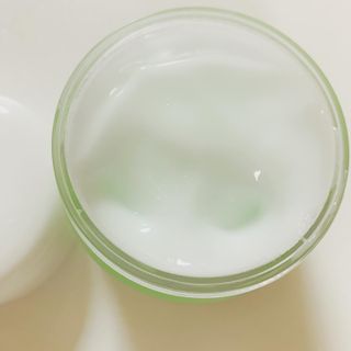 김정문알로에 큐어 큐어 알로에 리프레쉬 젤리 세럼, 큐어 알로에 하이드로 젤리 크림 — 4.5점을 준 리뷰어가 2021년 3월 올린 사용 사진