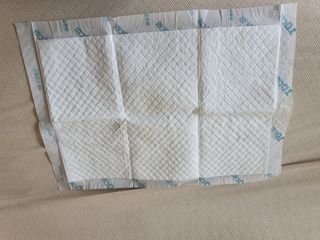 아베크 펫 와이드 프리미엄 중형 애견 강아지 배변 패드 54매 1팩 45g — 4점을 준 리뷰어가 2021년 7월 올린 사용 사진
