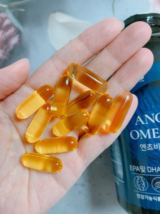 서울약사신협 Finepick_오메가365_1020mg x 365캡슐 — 5점을 준 리뷰어가 2021년 4월 올린 사용 사진