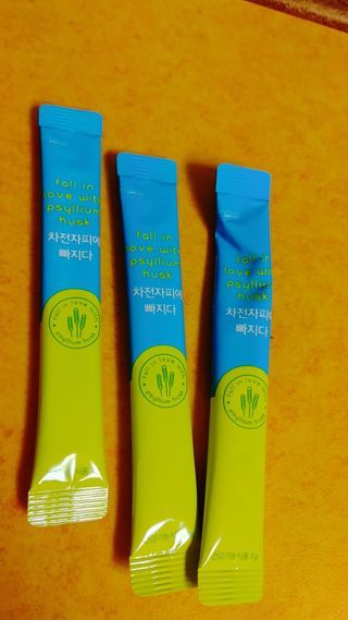 메디포스트 모비타 바디코드 식이섬유 차전자피에 빠지다 30포 — 5점을 준 리뷰어가 2022년 12월 올린 사용 사진