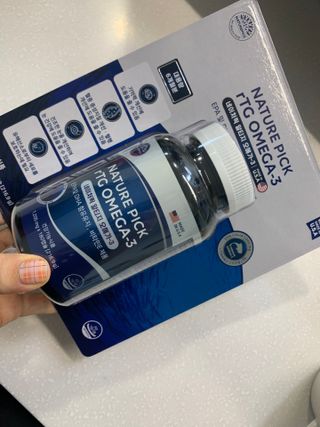 서울약사신협 네이처픽_알티지오메가3_1,205mg x 180캡슐 — 5점을 준 리뷰어가 2021년 9월 올린 사용 사진