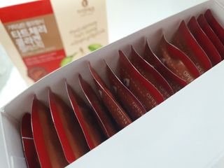 자연에온 가득담은 몽모랑시 타트체리 콜라겐 젤리스틱 — 4점을 준 리뷰어가 2020년 12월 올린 사용 사진