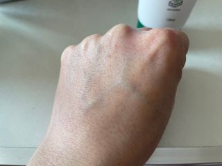 ★스마트 스토어 [올바이오] 더마크림 라이트 크림 130ml 저자극 보습 가려움개선 — 5점을 준 리뷰어가 2025년 1월 올린 사용 사진