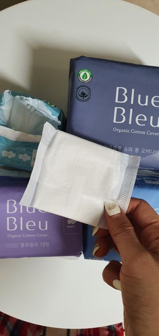 블루블루 유기농 순면 커버 생리대 — 5점을 준 리뷰어가 2021년 2월 올린 사용 사진