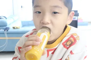BLENDY'S 핑크 스무디+블론디 스무디 — 5점을 준 리뷰어가 2021년 12월 올린 사용 사진