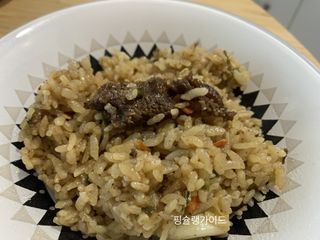 한성기업 무볼레 왕건더기 볶음밥 갈릭스테이크 — 5점을 준 리뷰어가 2021년 10월 올린 사용 사진